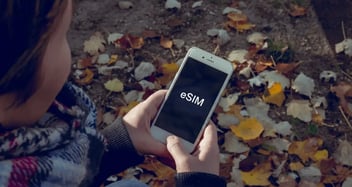 โอนย้าย eSIM ทำง่ายๆ ด้วย iPhone